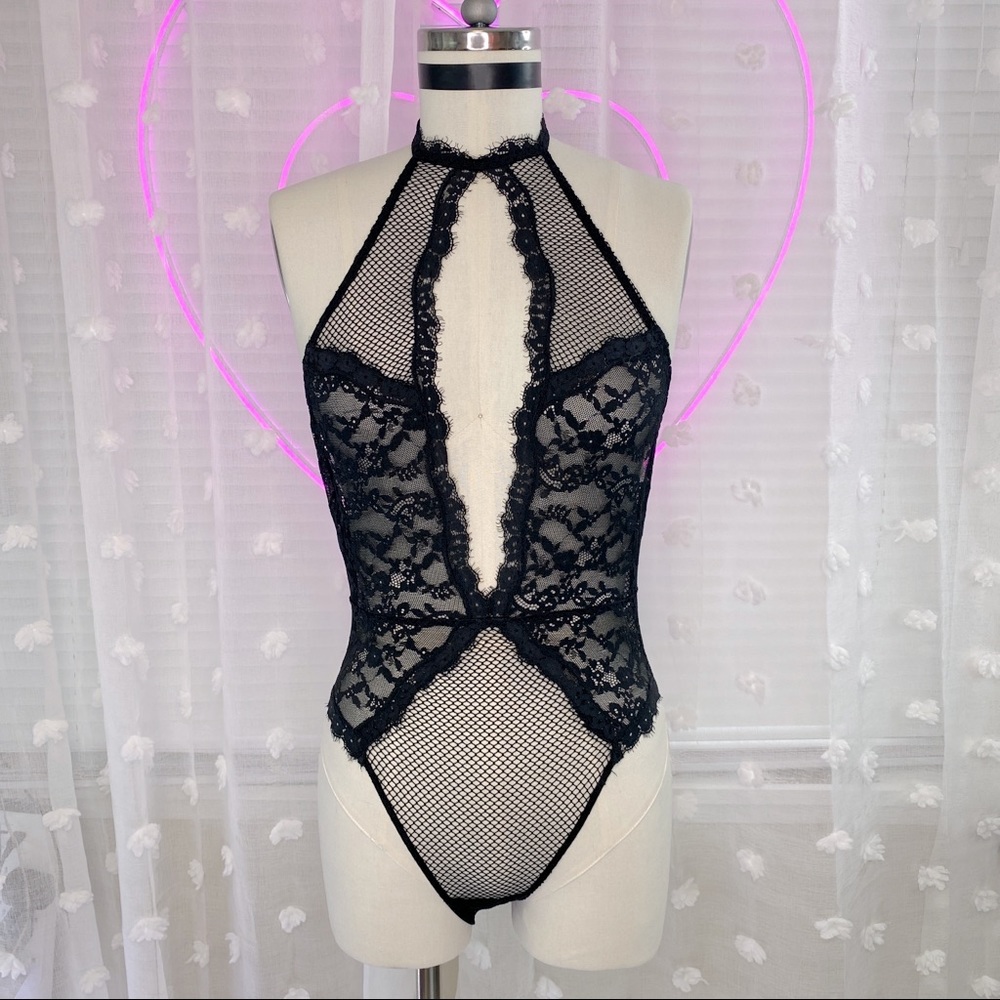 Lace & Mesh Plunge Halter Backless Bodysuit